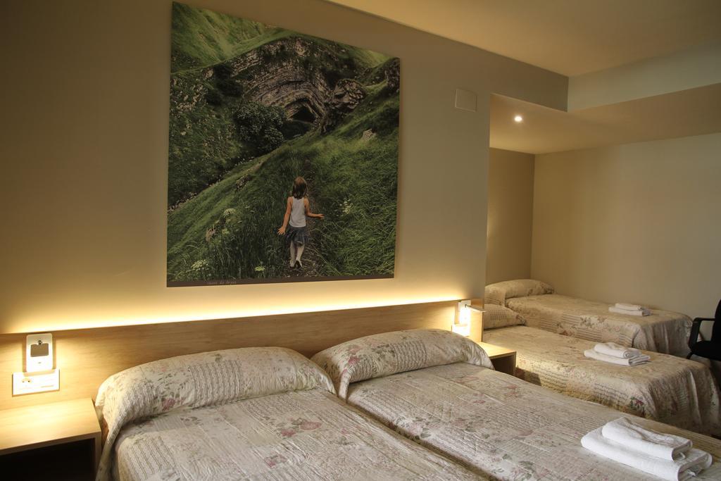 Pension Acella Pamplona Exterior photo